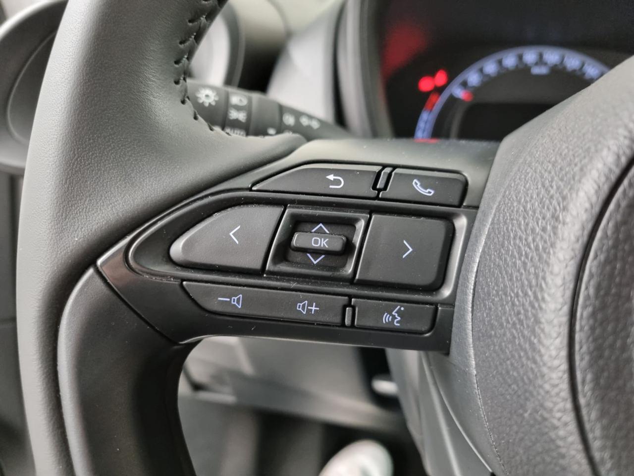 TOYOTA Aygo X 1.0 VVT-i 72 CV 5 porte Active S-CVT - 17