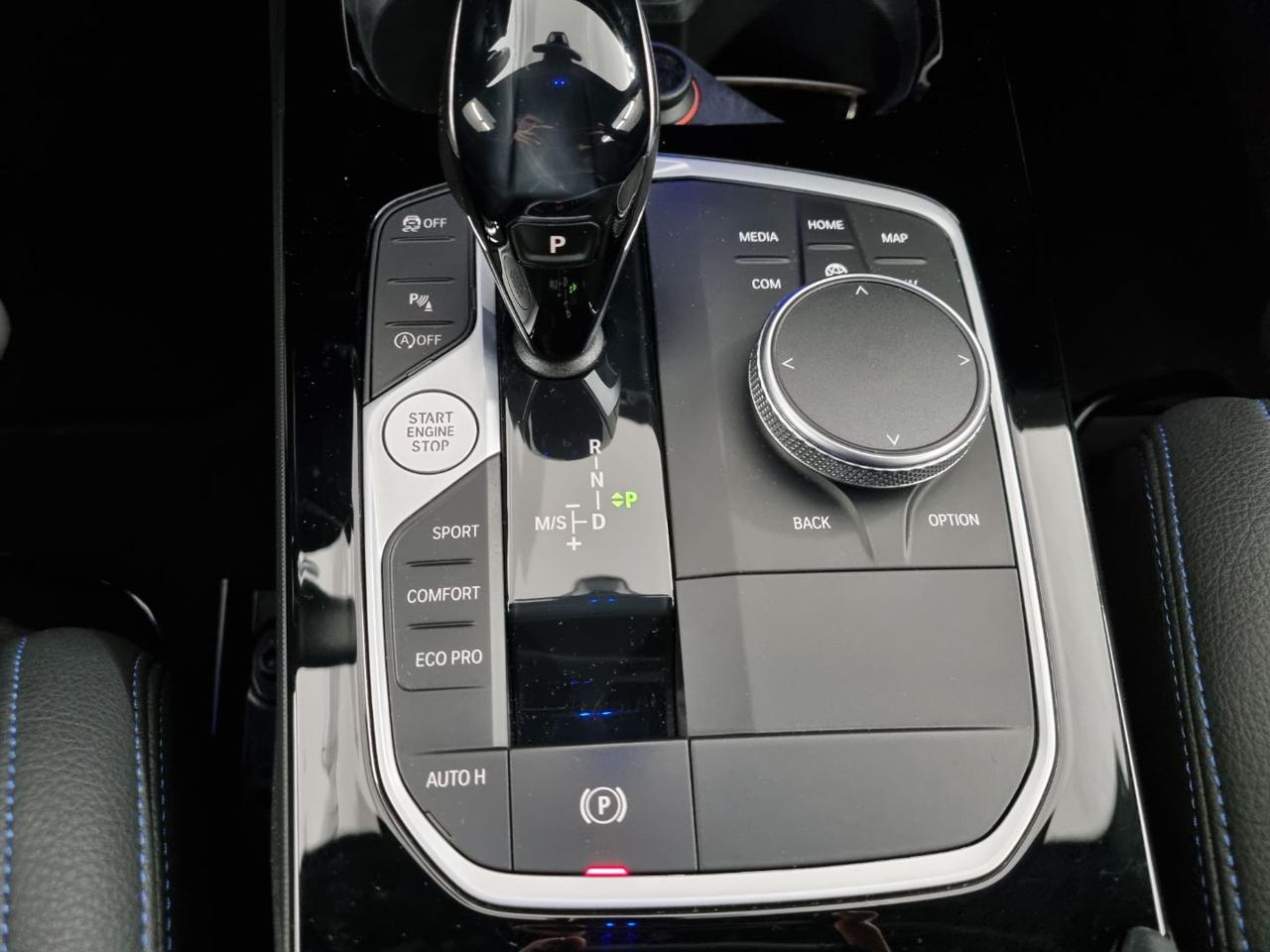 BMW 118 d 5p. Msport - 8