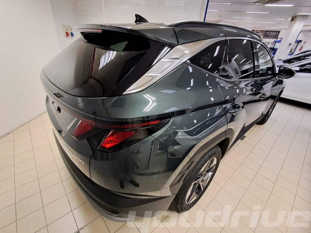 HYUNDAI Tucson / 1.6 CRDI 48V DCT Business KM0 - 3