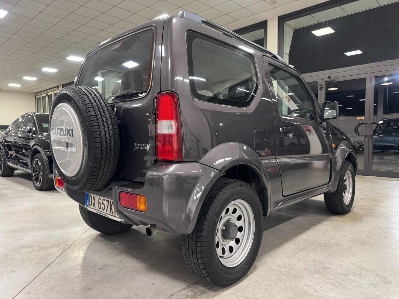 SUZUKI Jimny 1.3i 16V cat 4WD JLX - 5