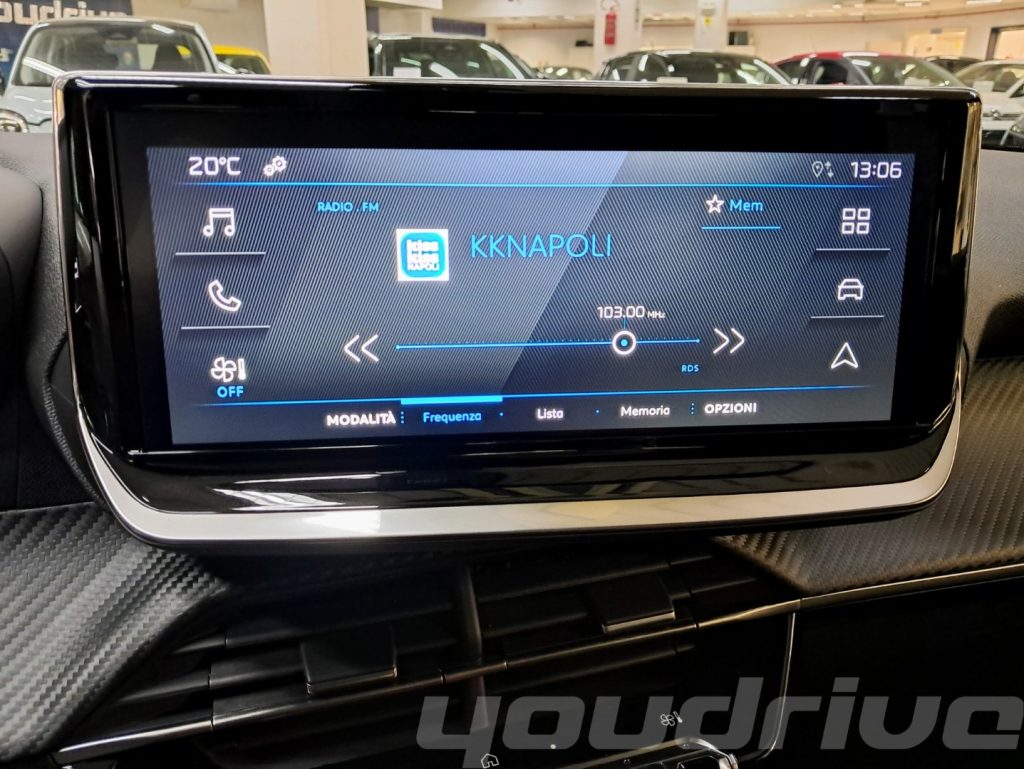 PEUGEOT 2008 / PureTech 100 S&S Style KM0 - 13