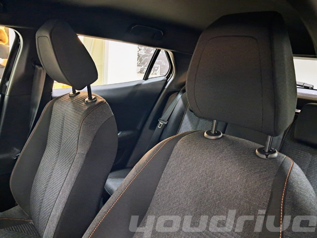 PEUGEOT 2008 / PureTech 100 S&S Style KM0 - 17