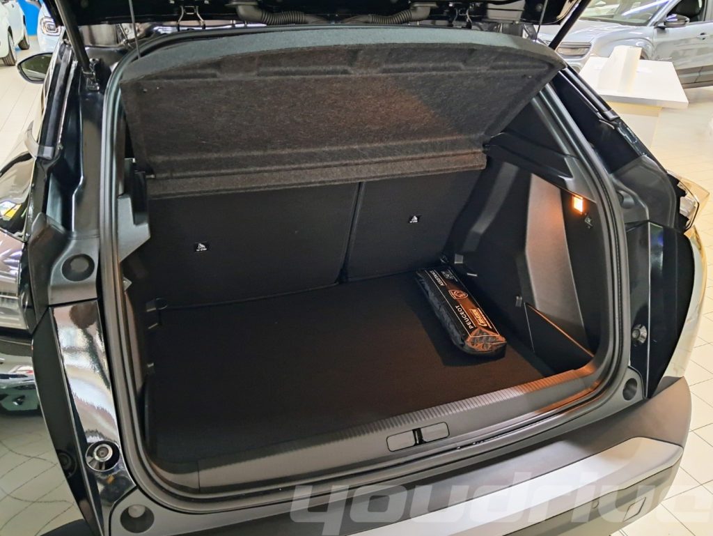 PEUGEOT 2008 / PureTech 100 S&S Style KM0 - 21