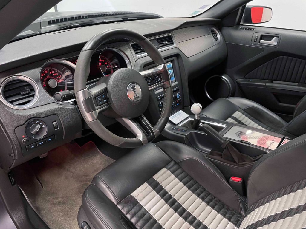 FORD Mustang SHELBY 5.0 VCT V8 GT 500 550CV - 18