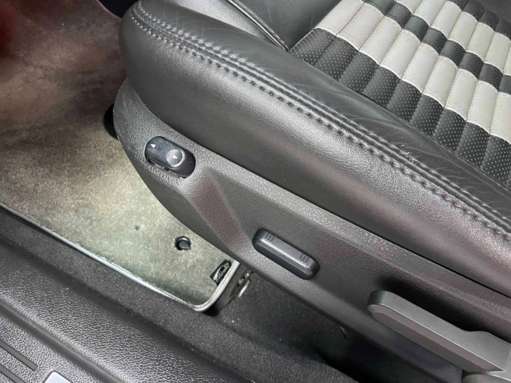 FORD Mustang SHELBY 5.0 VCT V8 GT 500 550CV - 43