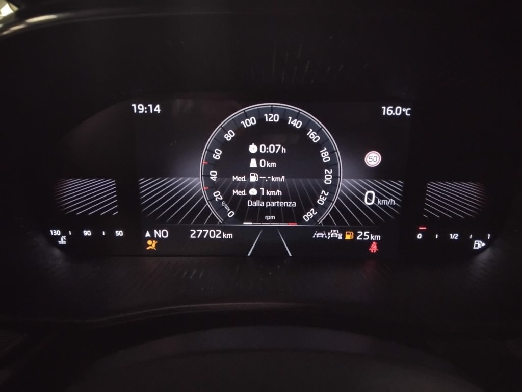 SKODA Fabia 1.0 TSI 95 CV Selection - 20