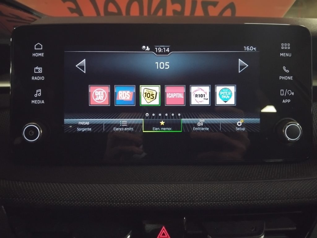 SKODA Fabia 1.0 TSI 95 CV Selection - 21