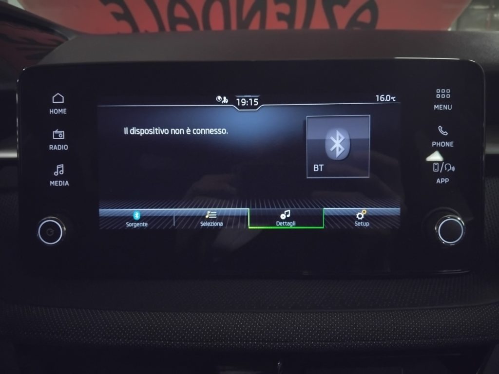 SKODA Fabia 1.0 TSI 95 CV Selection - 23