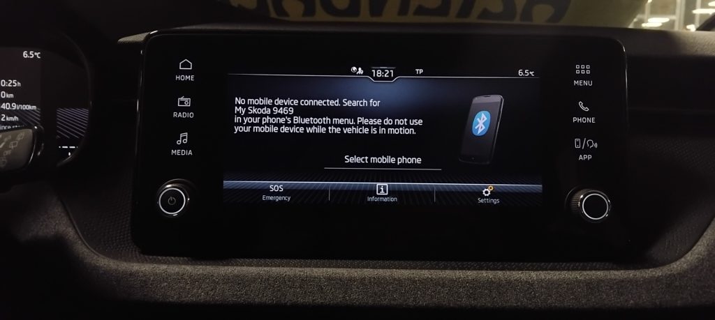 SKODA Kamiq 1.0 TSI Selection - 9