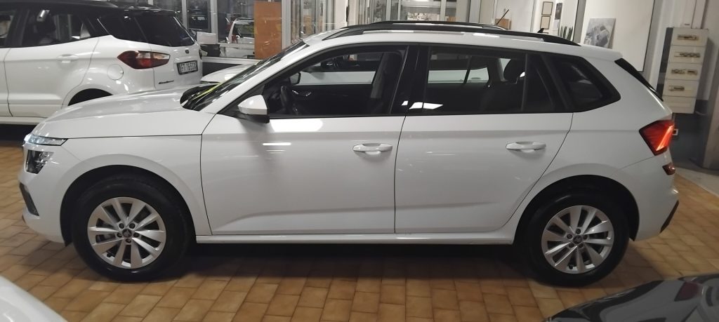 SKODA Kamiq 1.0 TSI Selection - 4