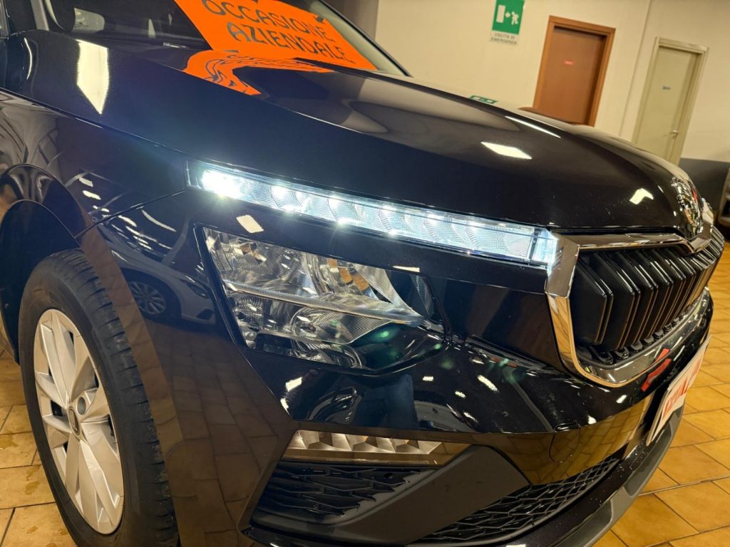 SKODA Kamiq 1.0 TSI Selection - 5