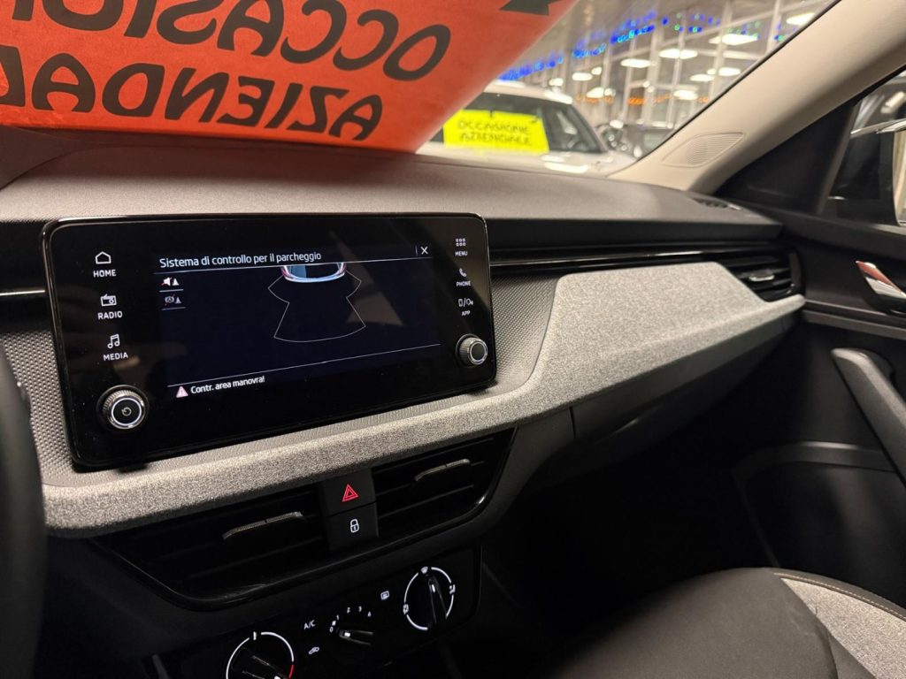 SKODA Kamiq 1.0 TSI Selection - 17