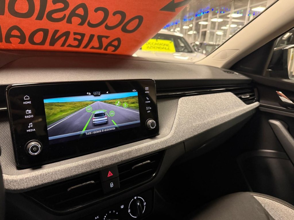 SKODA Kamiq 1.0 TSI Selection - 18