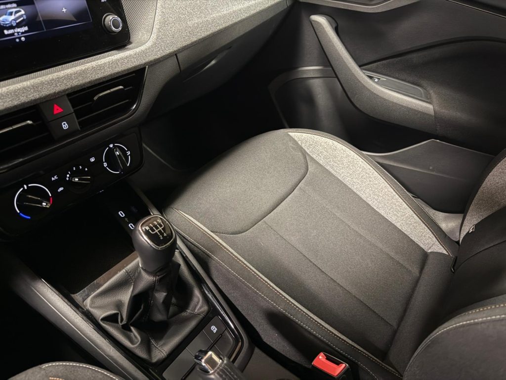 SKODA Kamiq 1.0 TSI Selection - 20