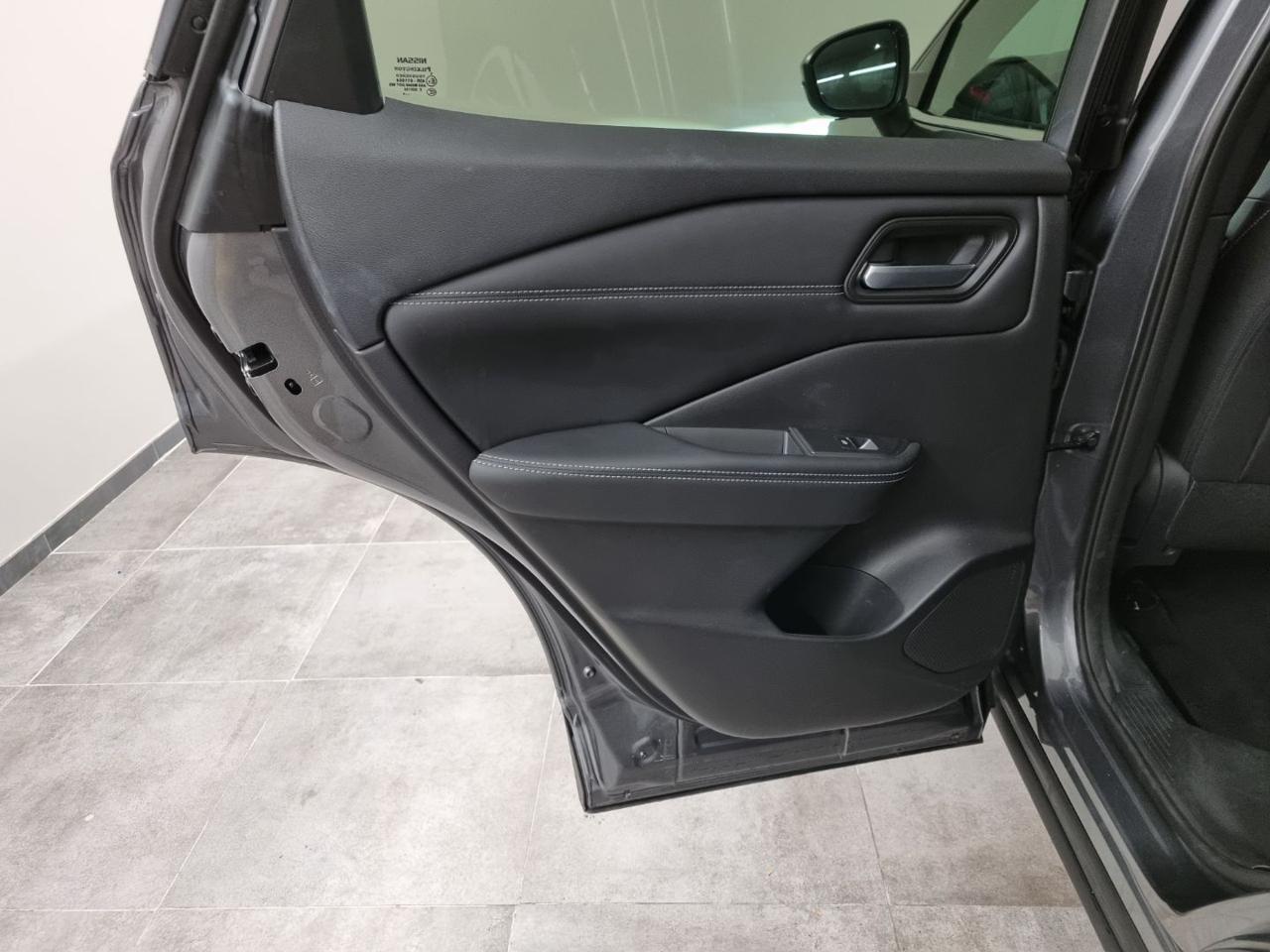 NISSAN Qashqai MHEV 140 CV N-CONNECTA - 25