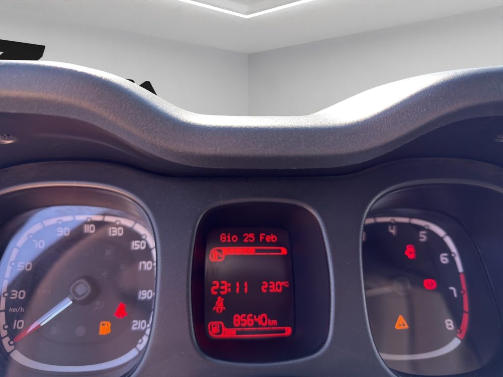 FIAT Panda 1.0 FireFly S&S Hybrid - 10