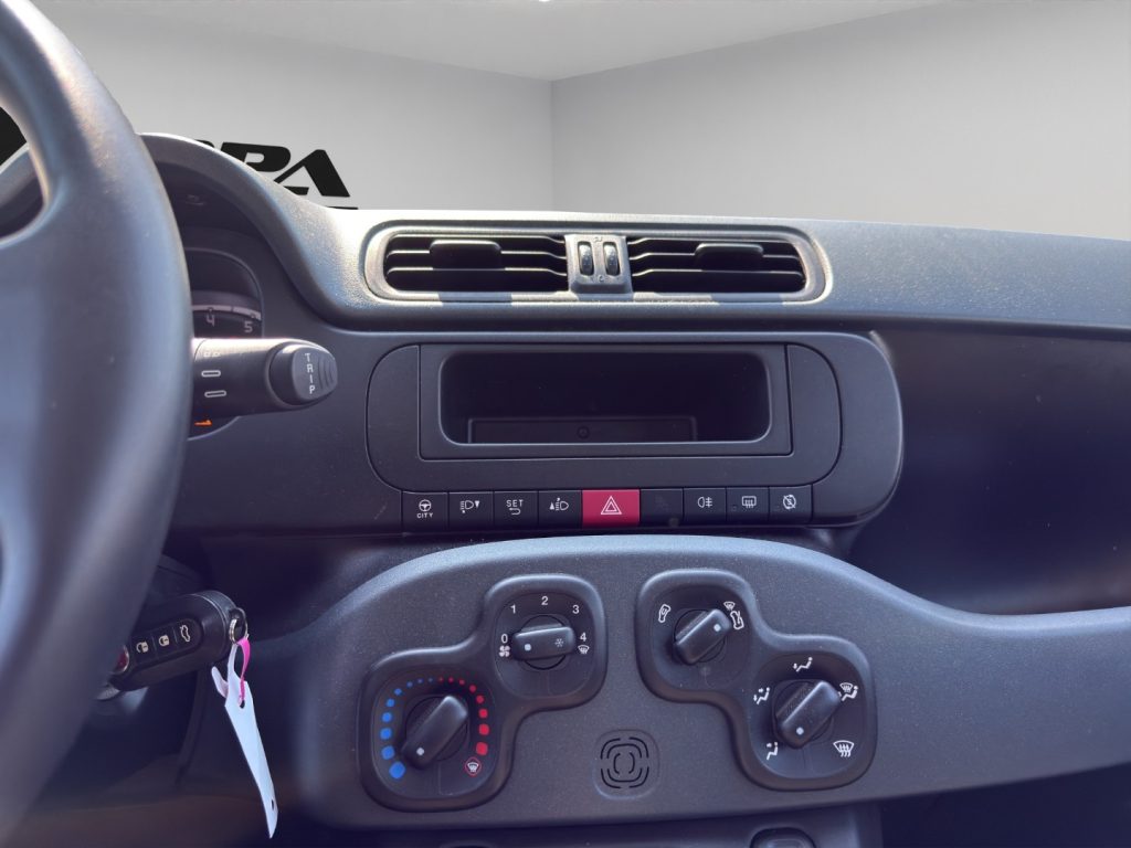 FIAT Panda 1.0 FireFly S&S Hybrid - 15