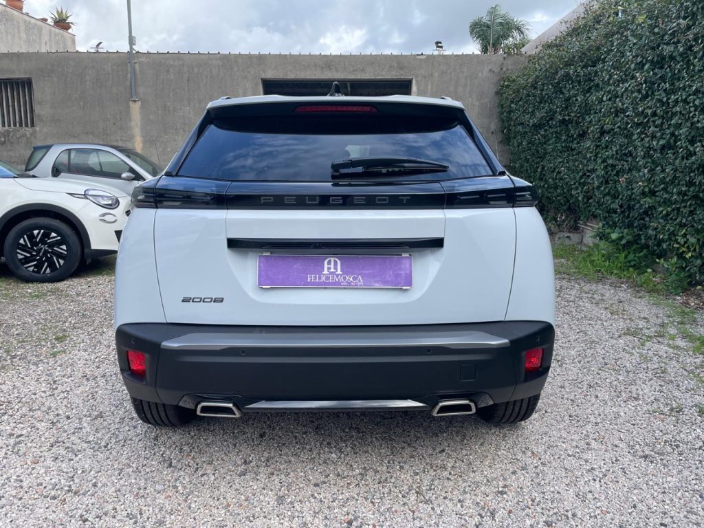 PEUGEOT 2008 PureTech 130 S&S EAT8 Allure - 5