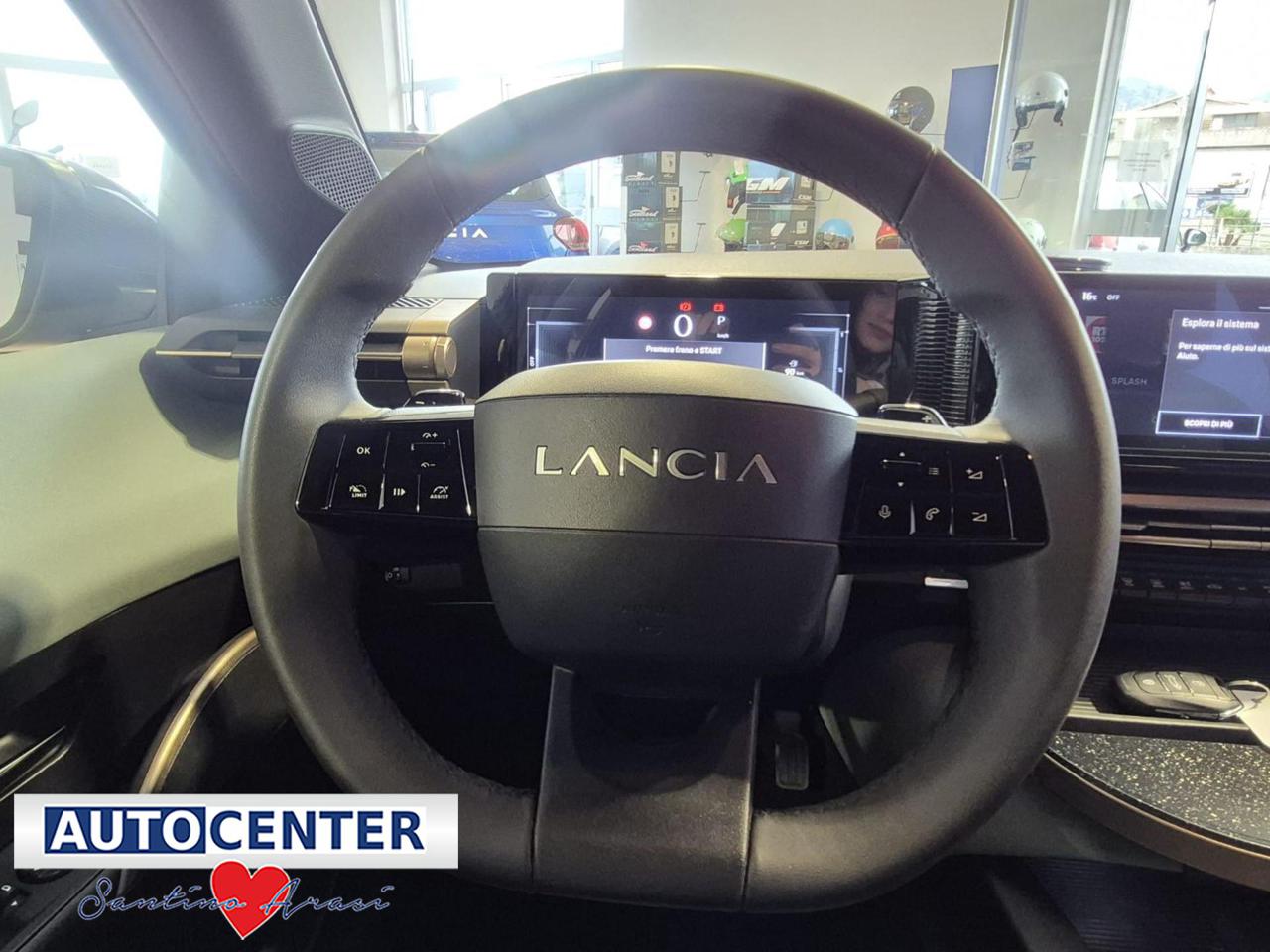 LANCIA Ypsilon Hybrid e-DCT - 9