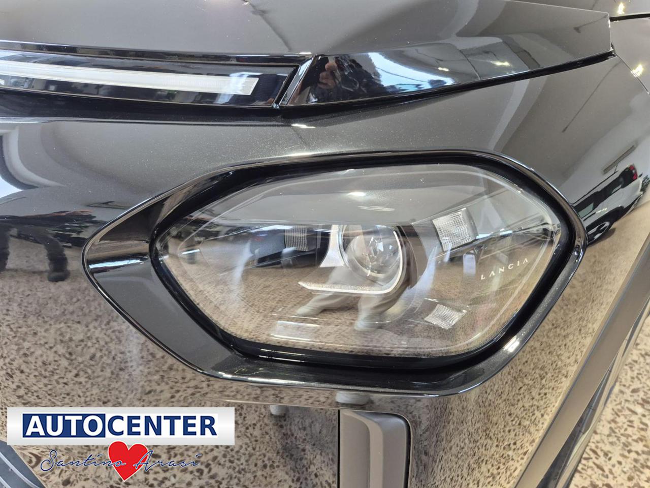 LANCIA Ypsilon Hybrid e-DCT - 15