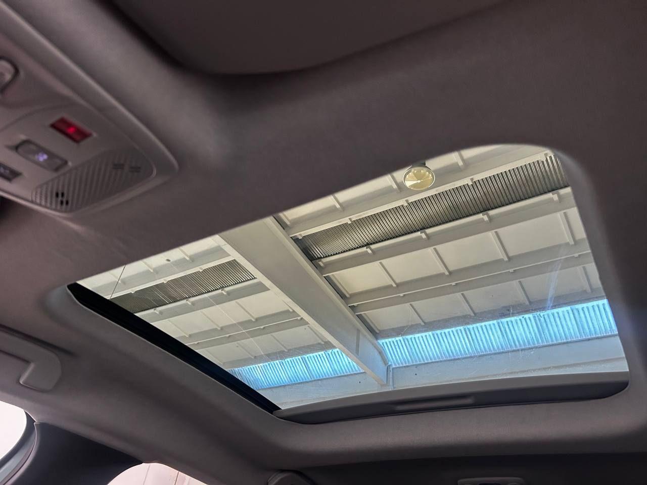 CITROEN E-C4 motore elettrico 136 CV Shine TETTO APRIBILE - 31