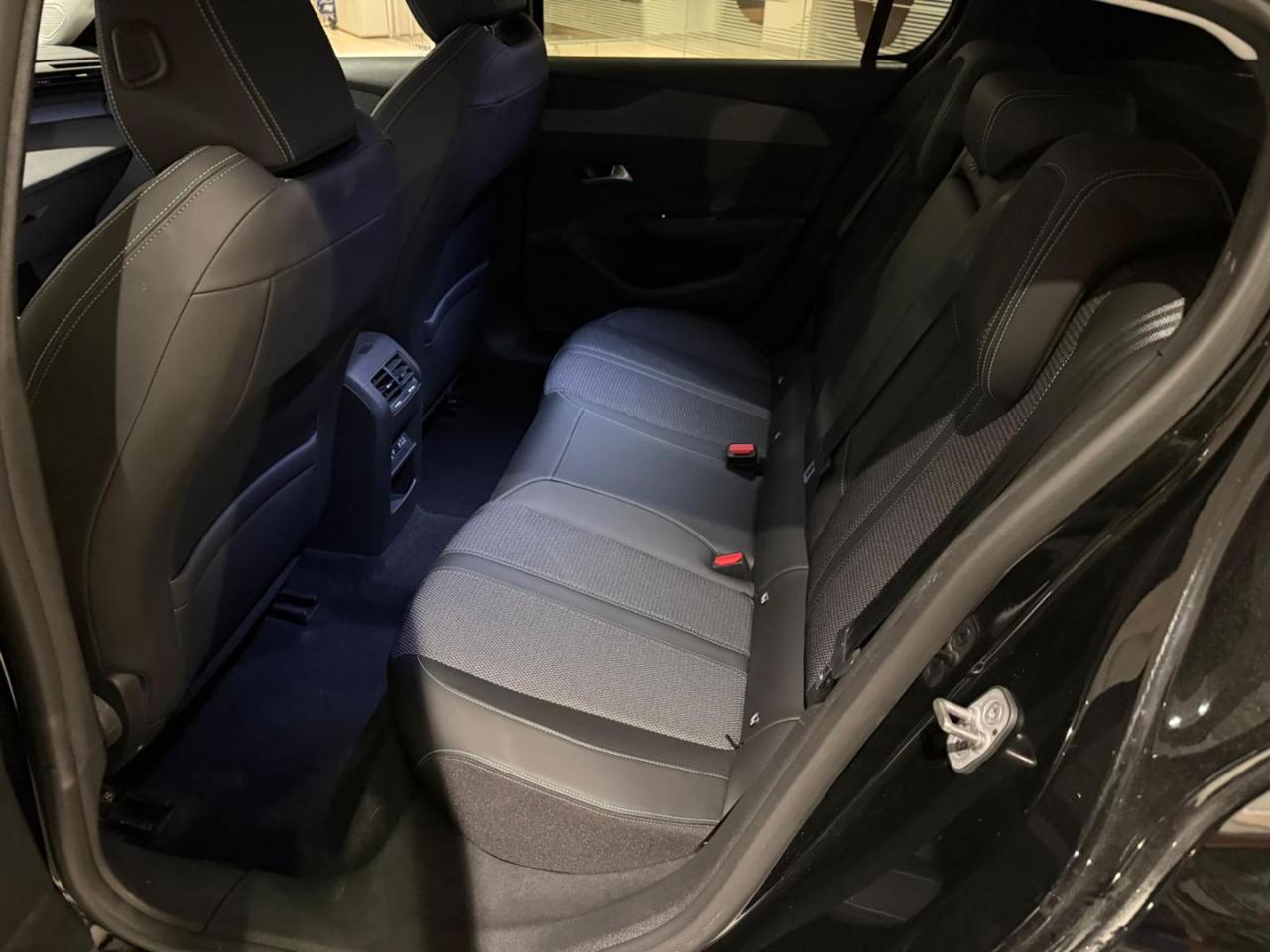 PEUGEOT 308 BlueHDi 130 S&S EAT8 Allure Pack - 8