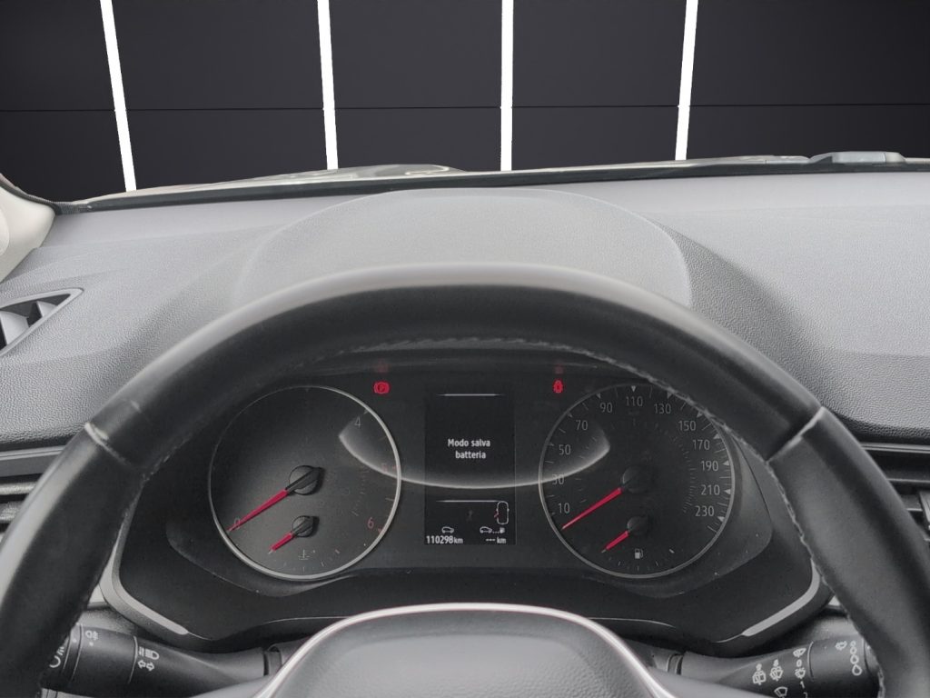 RENAULT Captur Blue dCi 115 CV Intens - 11