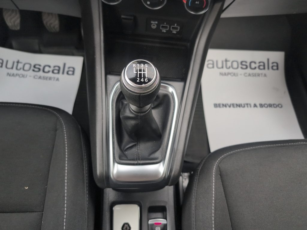 RENAULT Captur Blue dCi 115 CV Intens - 15