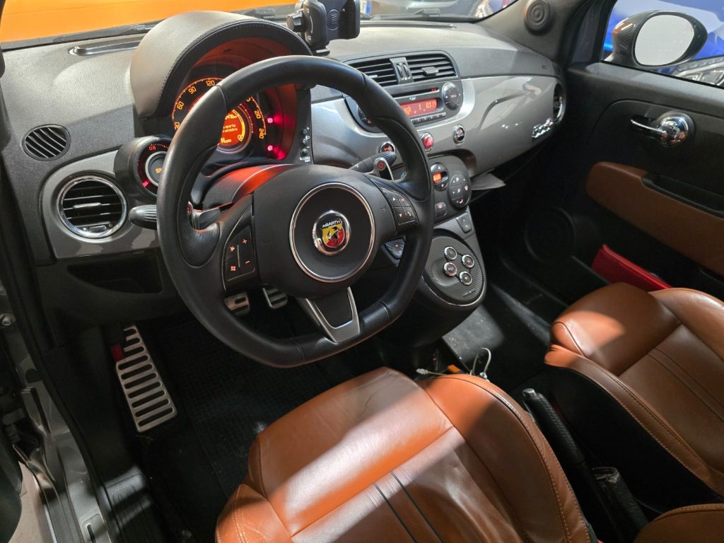 ABARTH 500 C 1.4 Turbo T-Jet MTA - 11