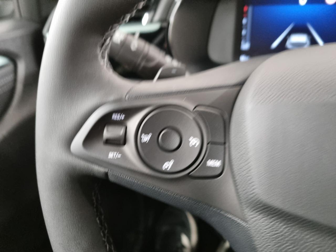 OPEL Corsa 1.2 100 CV aut. YES - 26