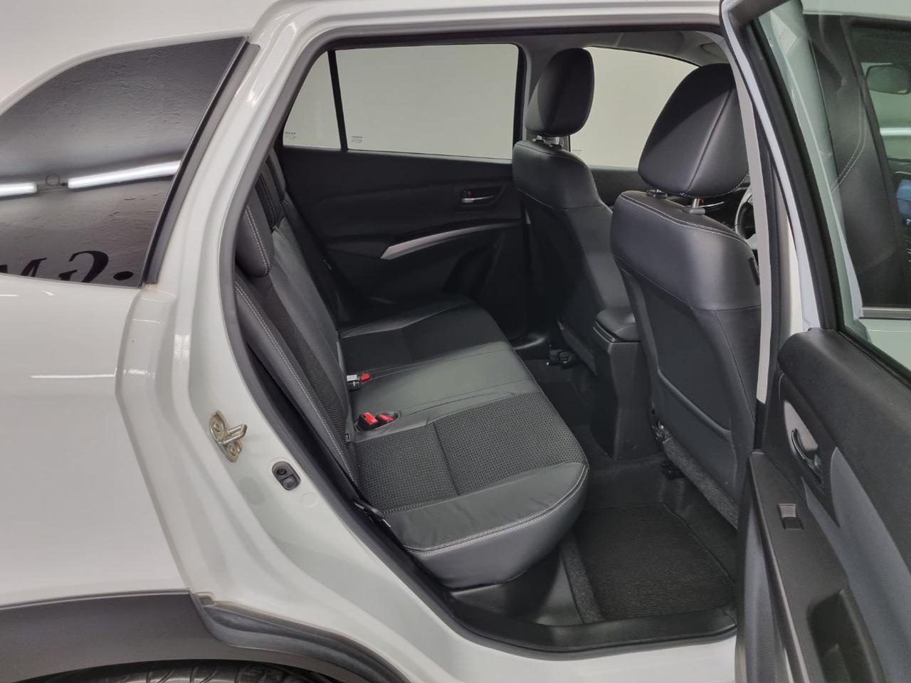 SUZUKI S-Cross 1.4 Hybrid 4WD AllGrip TOP - 29