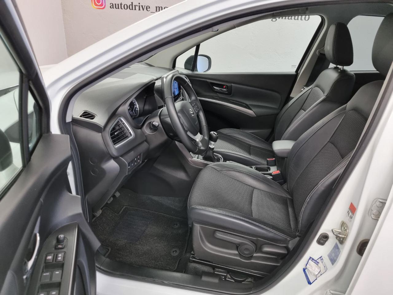 SUZUKI S-Cross 1.4 Hybrid 4WD AllGrip TOP - 11