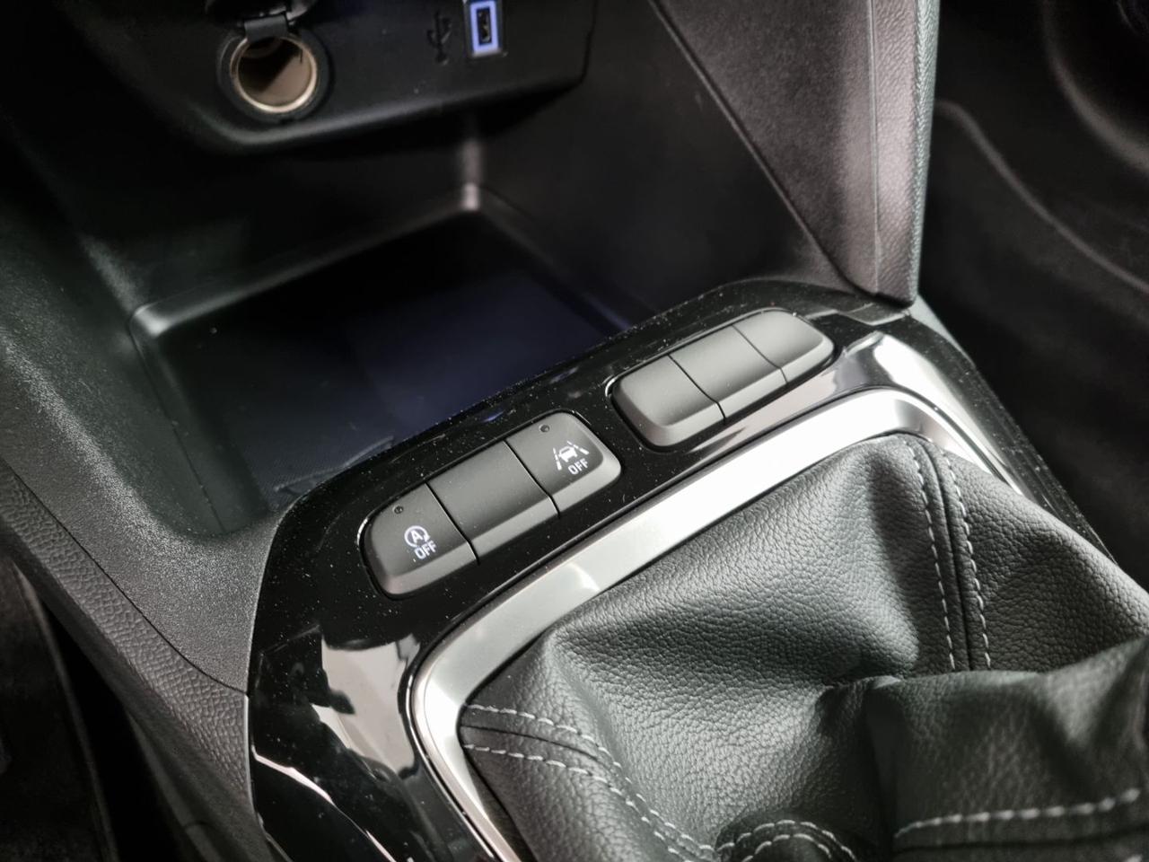 OPEL Corsa 1.2 100 CV YES - 17