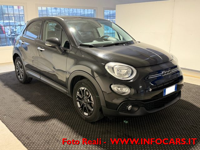 FIAT 500X Nero pastello