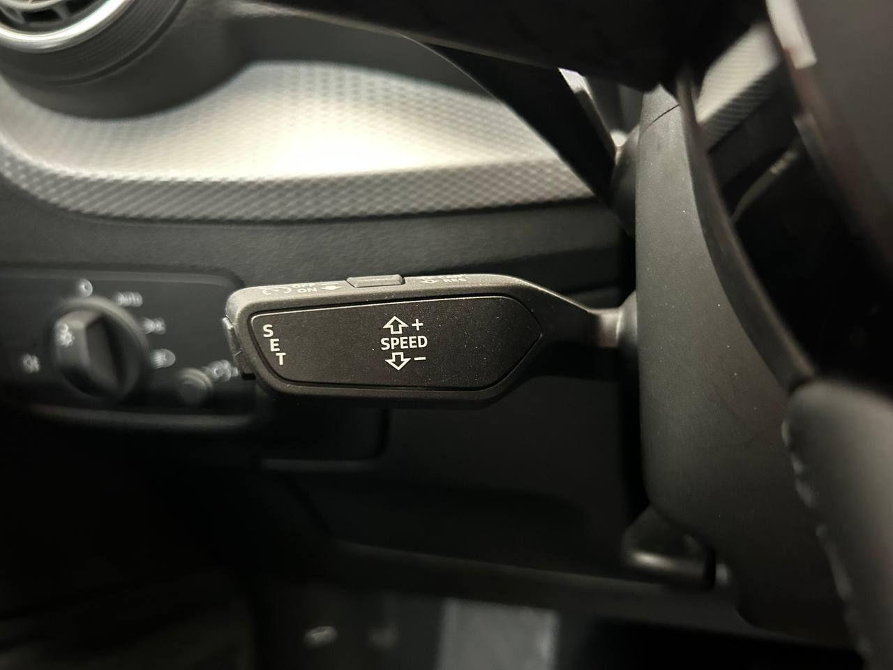 AUDI Q2 35 TFSI S tronic Amdired Advanced BLACK PACK - 18