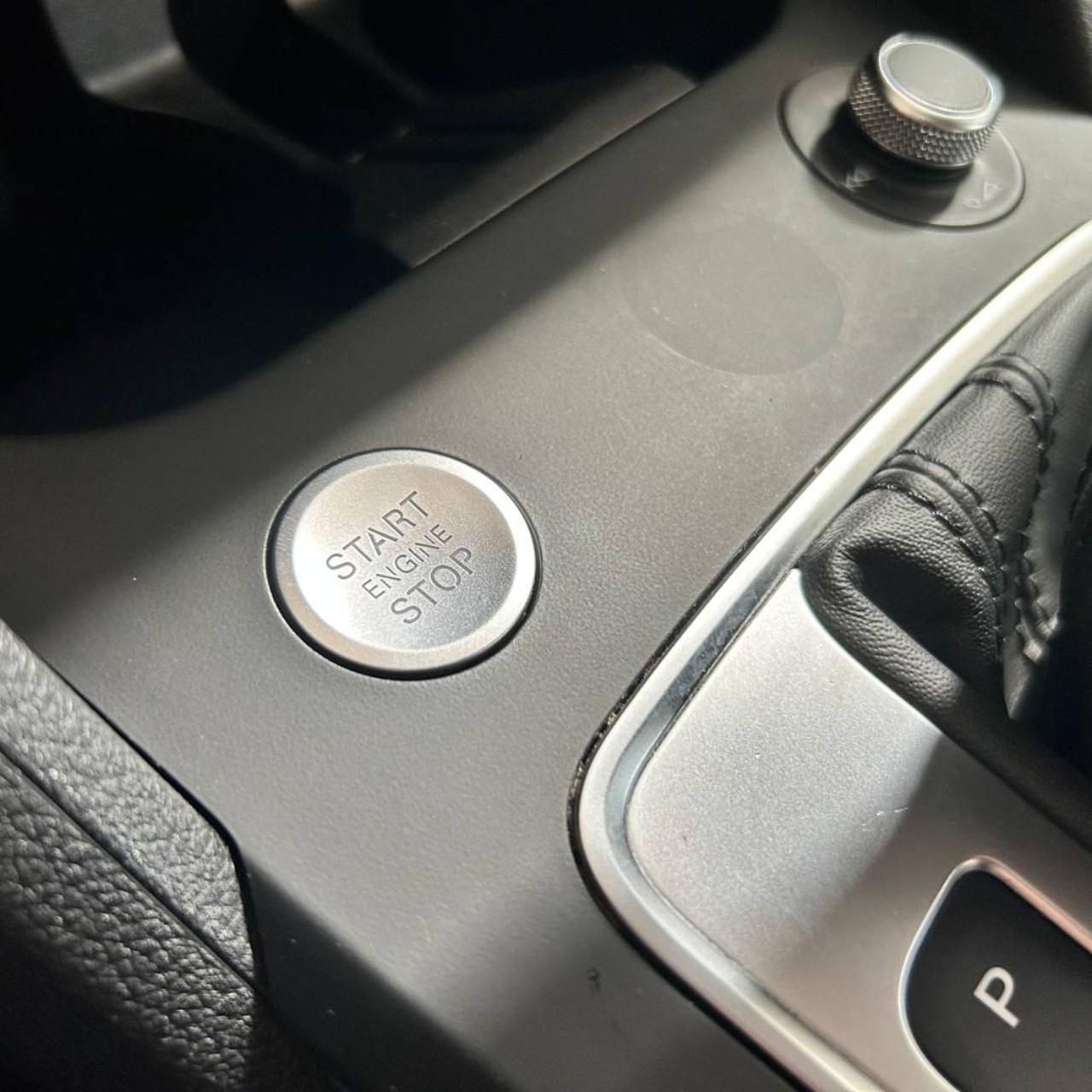 AUDI Q2 35 TFSI S tronic Amdired Advanced BLACK PACK - 28