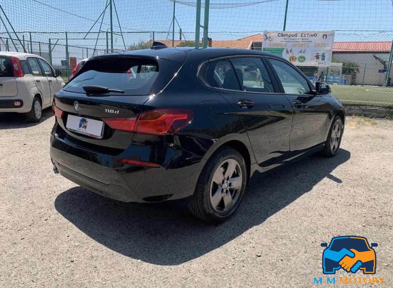 BMW 116 d 5p. Business Advantage - 5