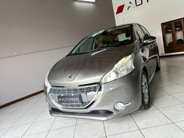 PEUGEOT 208 Grigio scuro metallizzato