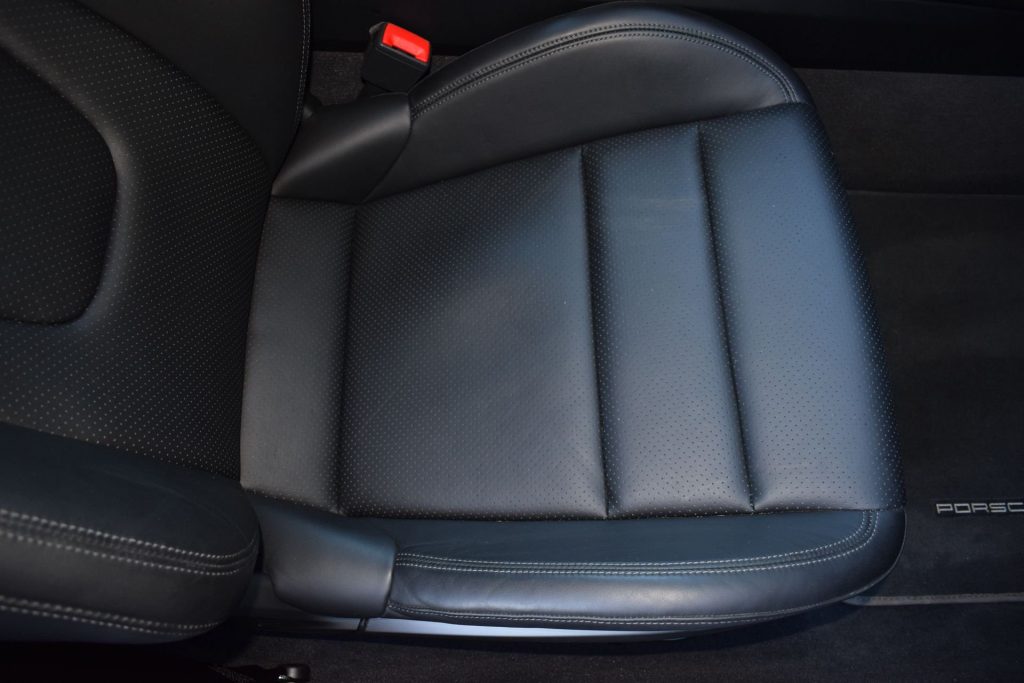 PORSCHE 911 992 Carrera 4S - 20