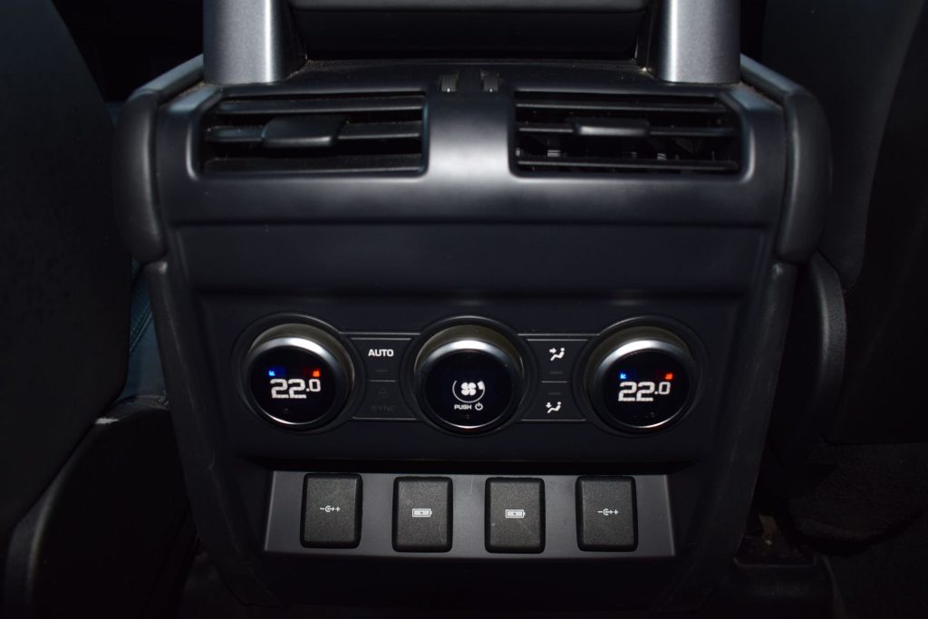 LAND ROVER Defender Defender 110 2.0 SD4 240CV AWD Auto HSE - 25