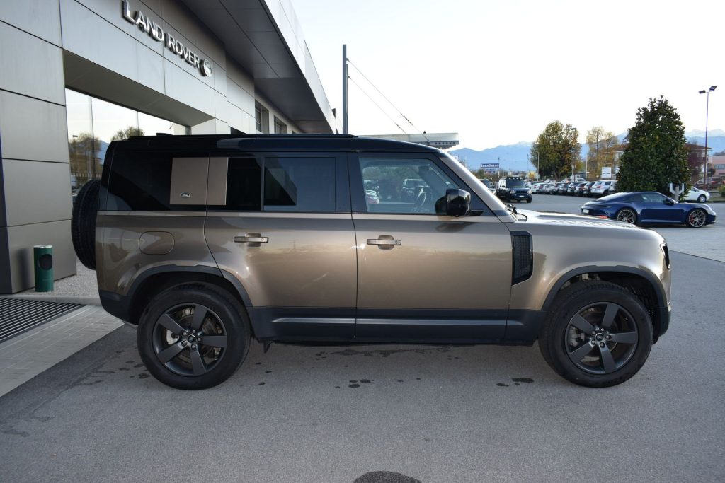 LAND ROVER Defender Defender 110 2.0 SD4 240CV AWD Auto HSE - 5