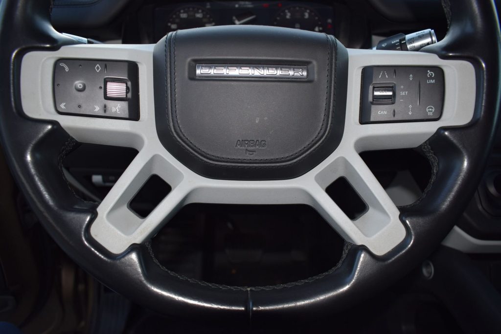 LAND ROVER Defender Defender 110 2.0 SD4 240CV AWD Auto HSE - 10