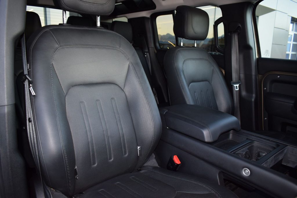 LAND ROVER Defender Defender 110 2.0 SD4 240CV AWD Auto HSE - 17