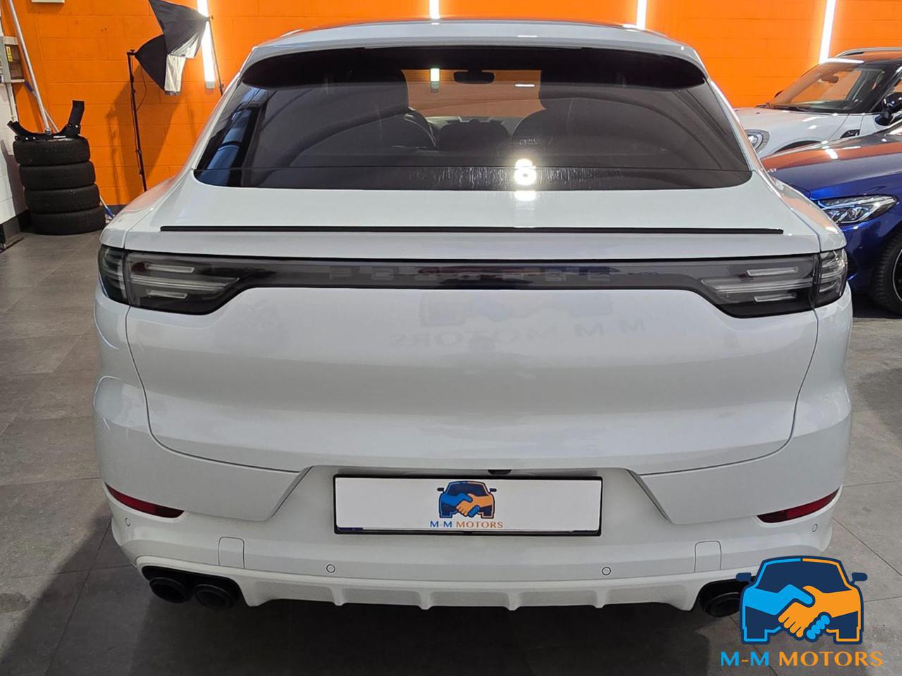 PORSCHE Cayenne Coupé 3.0 V6 - 6