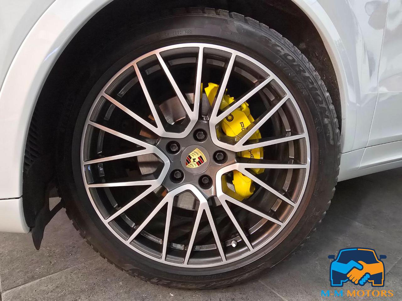 PORSCHE Cayenne Coupé 3.0 V6 - 9