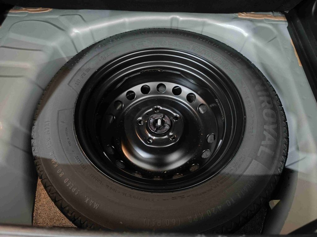 RENAULT Captur TCe 90 CV Techno - 13