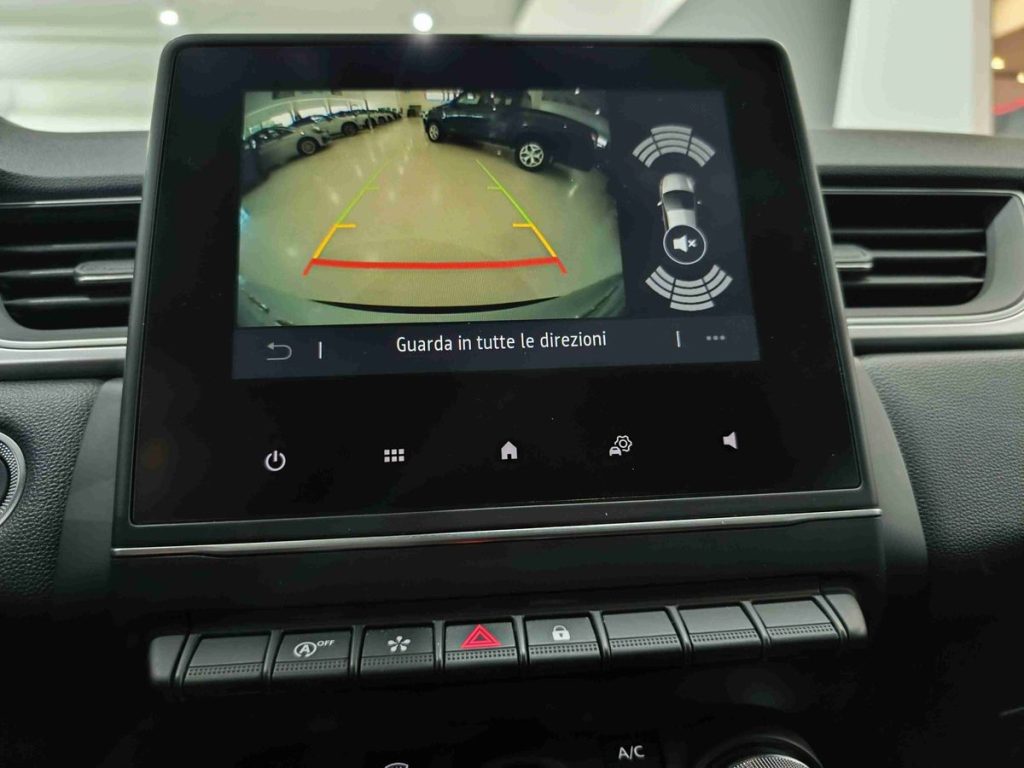 RENAULT Captur TCe 90 CV Techno - 16