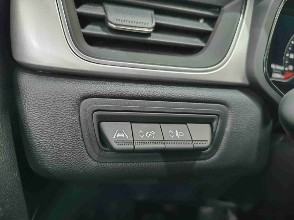 RENAULT Captur TCe 90 CV Techno - 18