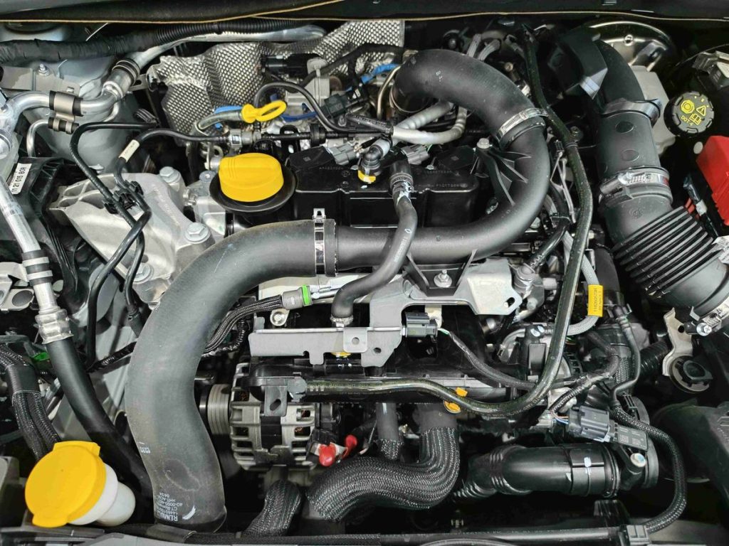 RENAULT Captur TCe 90 CV Techno - 21