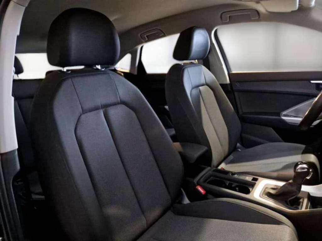 AUDI Q3 SPB 35 TDI S tronic - 8